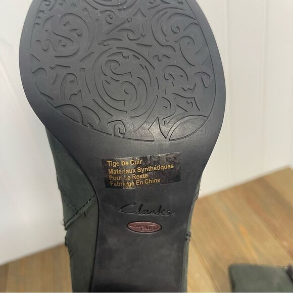 Clark’s Boots 9.5 Women Gray Black Suede Alpine Gale Comfort - Picture 8 of 13